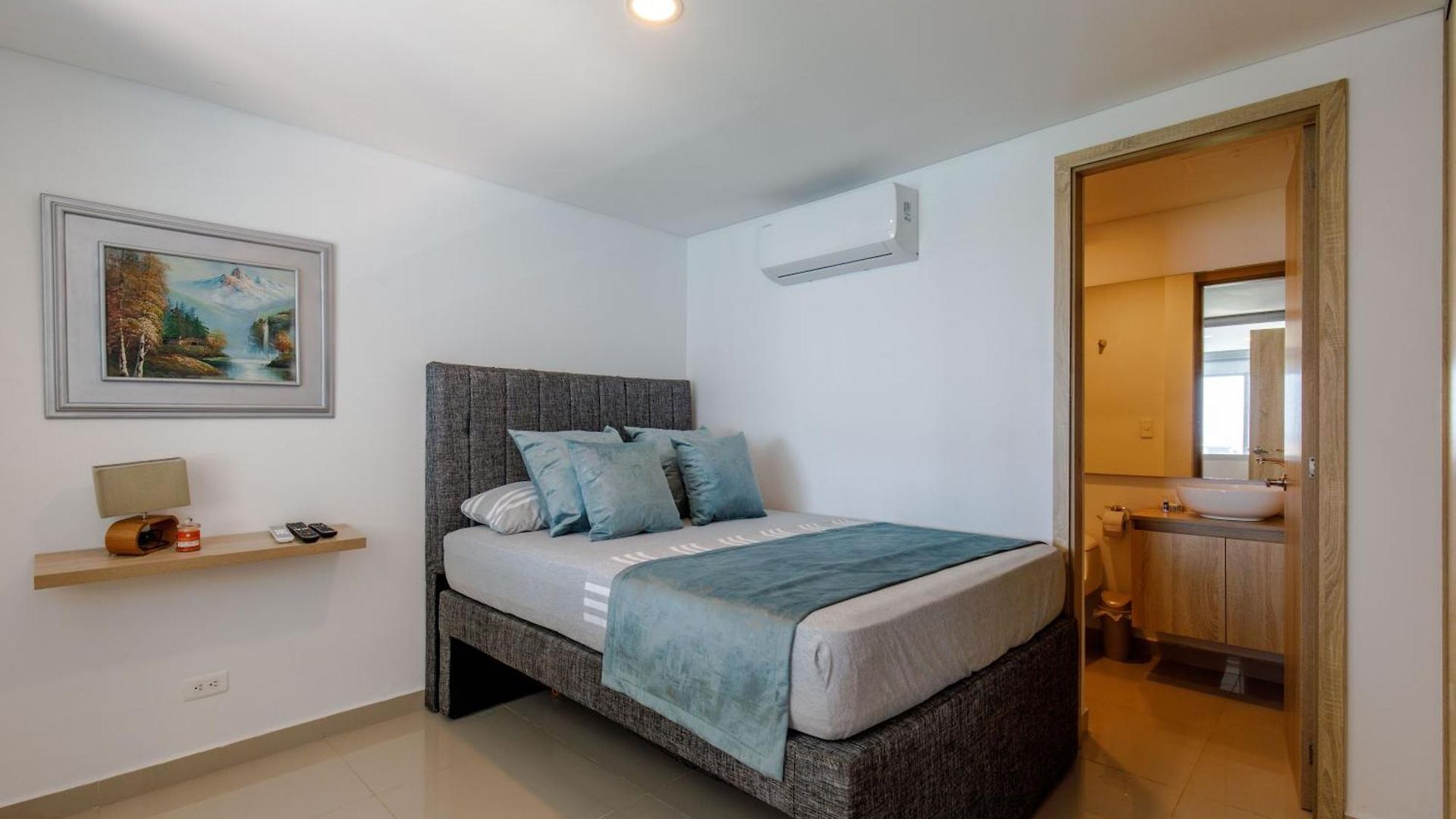 Excelente Apartamento *
